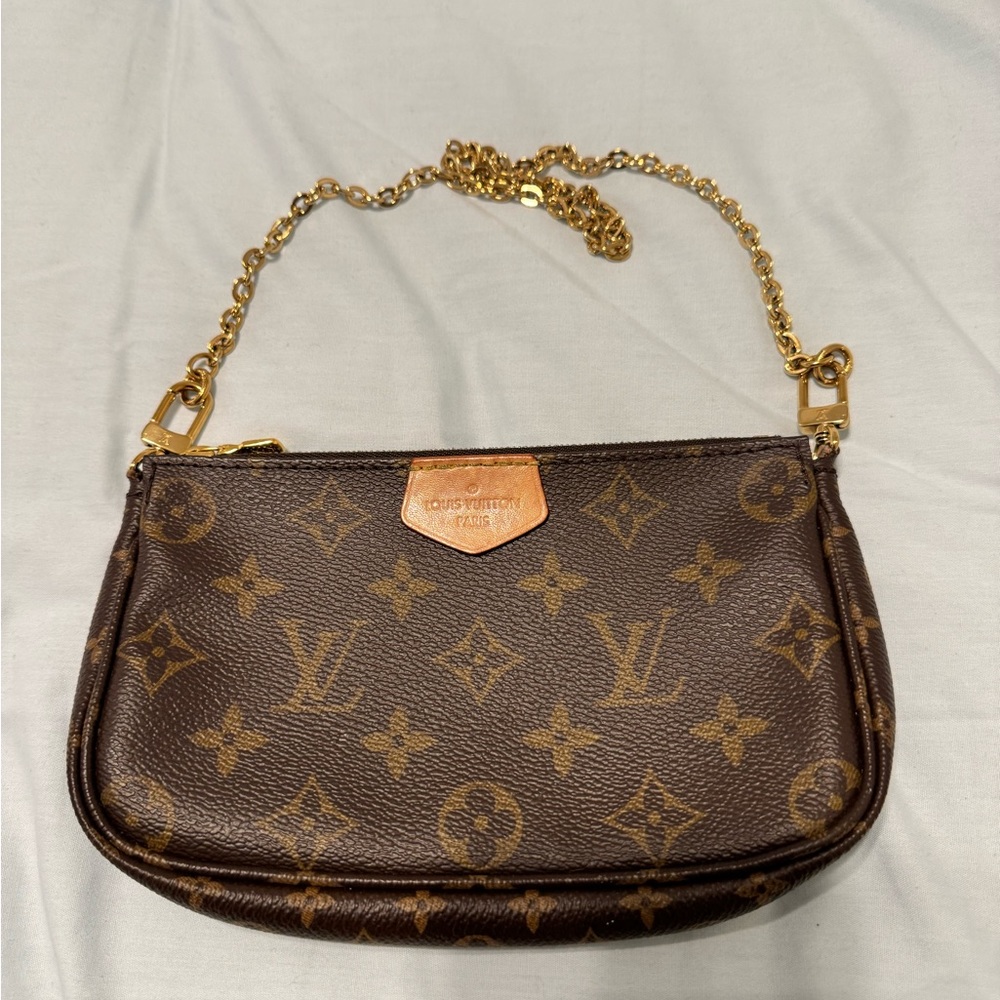 Louis Vuitton mini purse